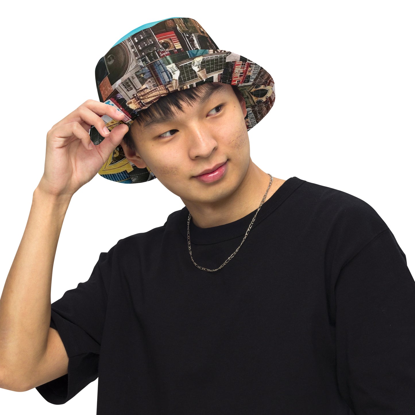 Reversible bucket hat